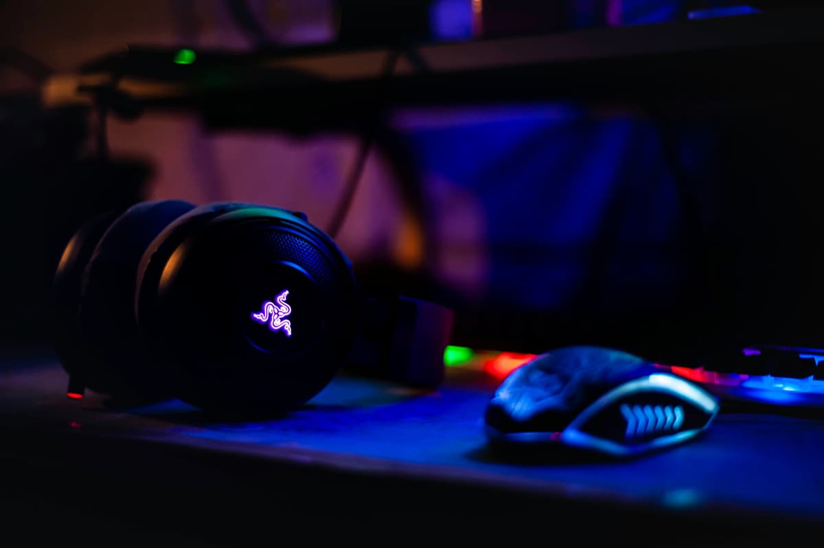 Cele mai bune căști gaming în 2026 — Ghid complet